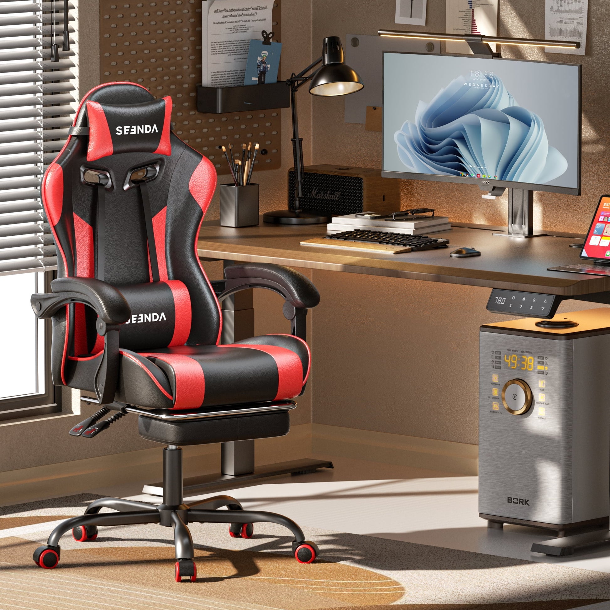 Ergonomic Gaming Chair with Footrest